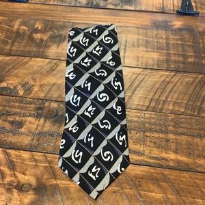 J Riggings Tie Pre owned